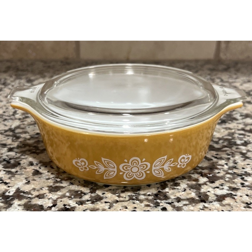 Vintage PYREX Butterfly Gold 471 1 Pint Round Casserole Baking Dish Glass Lid